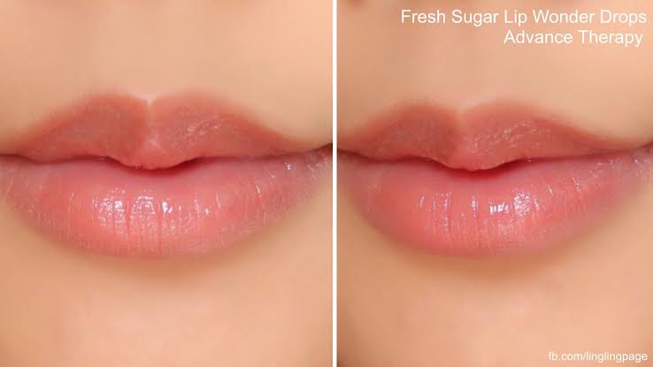 Fresh Sugar Lip Wonder Drops Advanced Therapy 5 ml.​  เจลบำรุงริมฝีปากประสิทธิภาพสูงสำหรับปรับผิวริมฝีปากให้เรียบเนียน พร้อมสำหรับการแต่งแต้มในขั้นตอนต่อไป  ผลัดขจัดเซลล์ผิวเก่าให้หลุดออกอย่างอ่อนโยนด้วยสารสกัดจากธรรมชาติ ช่วยให้ริมฝีปากดูนุ่มเนียน อ่อนเยาว์ ช่วยเตรียมผิวบริเวณริมฝีปากให้นุ่มเนียนไม่แห้งกร้าน เพื่อสำหรับลงลิปสติกได้เรียบเนียนยิ่งขึ้น